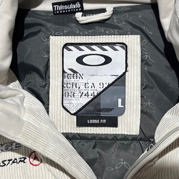 Mens Oakley Snowboard Jacket - Picture 2 of 7